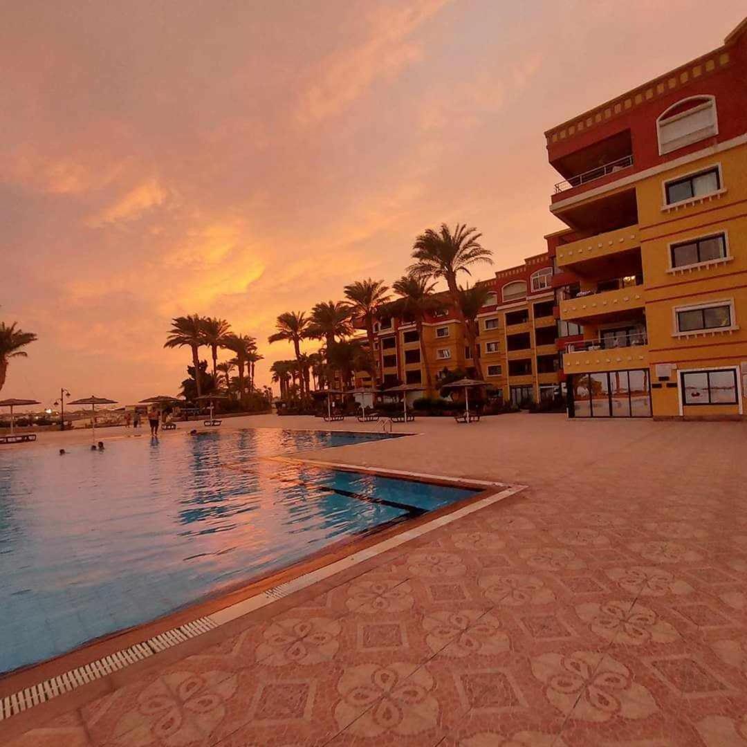 Esplanada Beach Apartment 洪加達 外观 照片