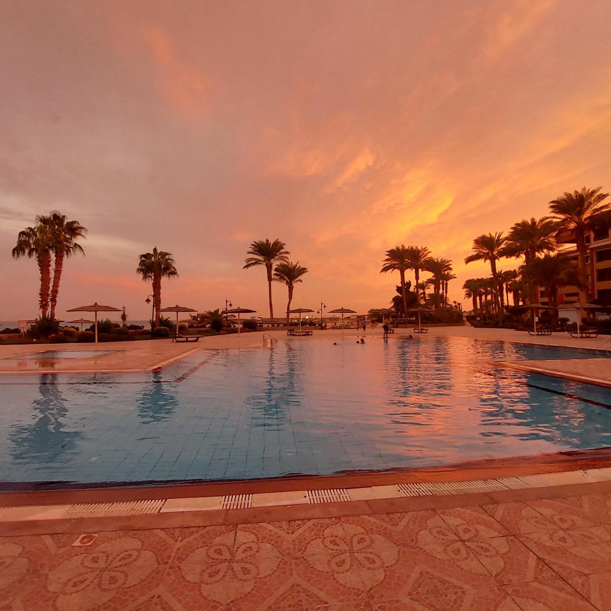 Esplanada Beach Apartment 洪加達 客房 照片
